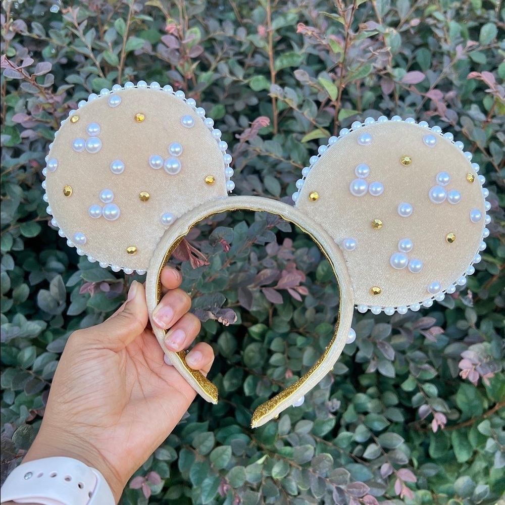 Minnie Ears - Picture 3 of 3